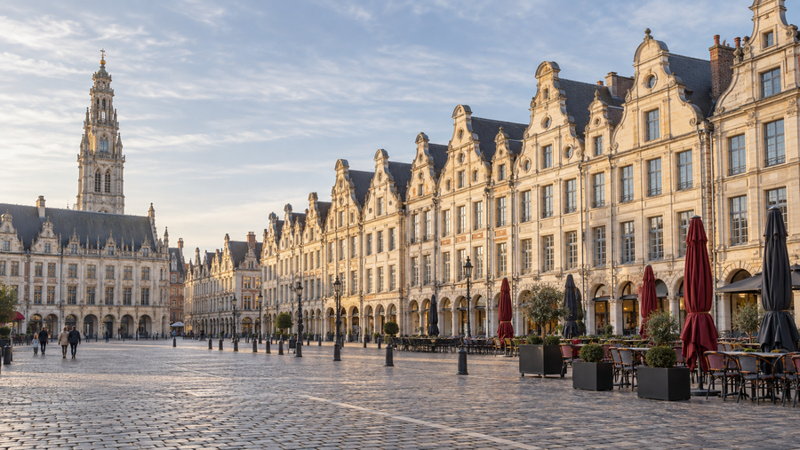 La Grand-Place d'Arras et ses façades flamandes